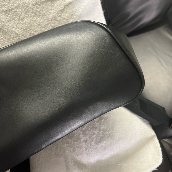 Coach West Backpack In Signature Canvas - Picture 4 of 7